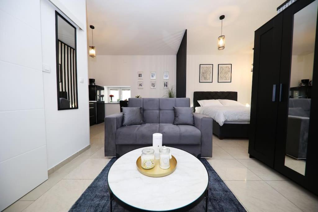 “Minipalais” Apartment In The Heart Of Zadar Zewnętrze zdjęcie